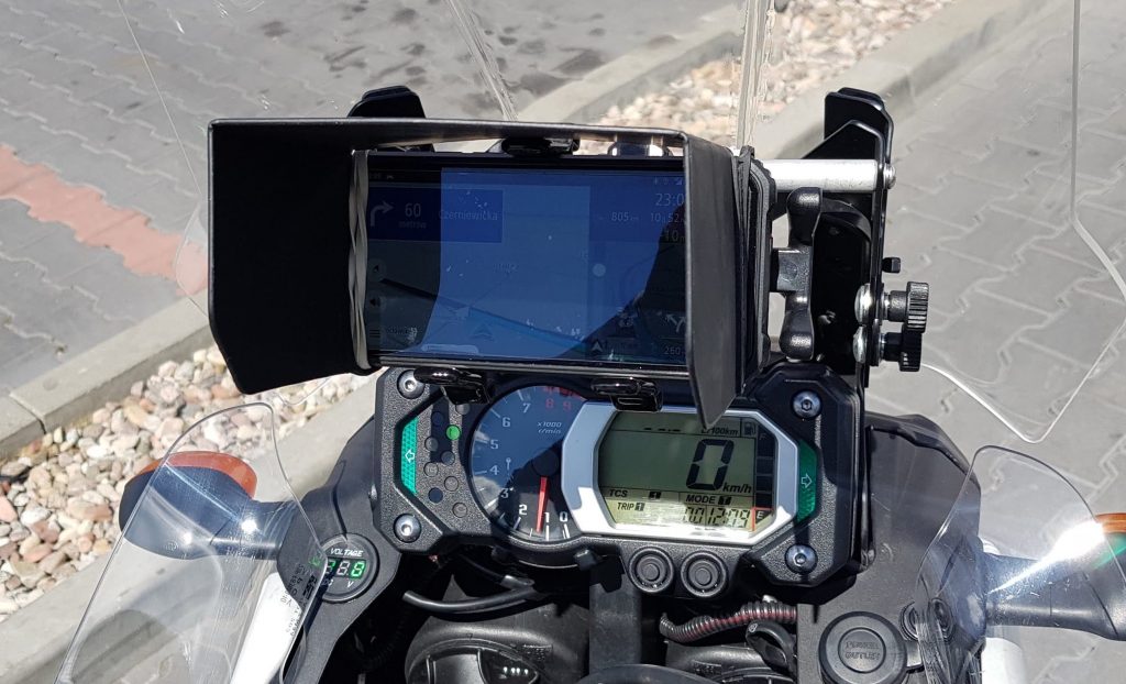 Smartfon jako nawigacja motocyklowa